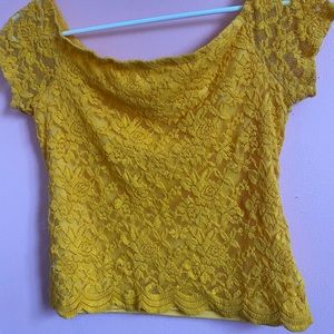 Yellow knit lace crop off the shoulder